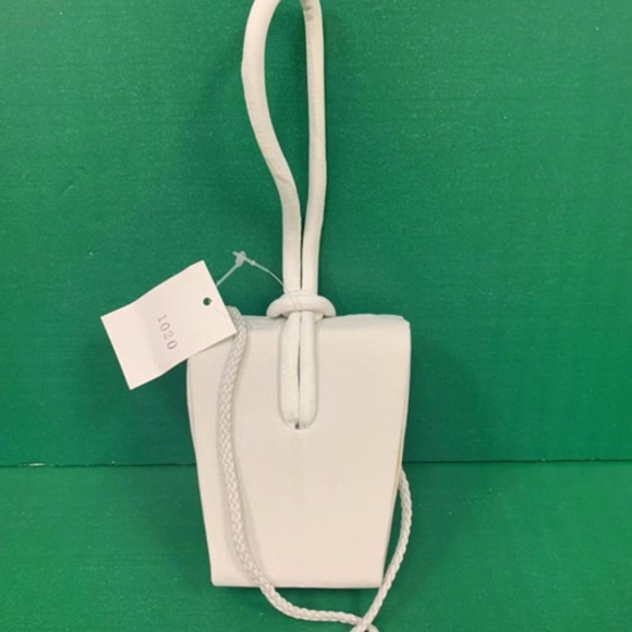 New Style Lady Fashion White Bag. - Picture 3 of 5